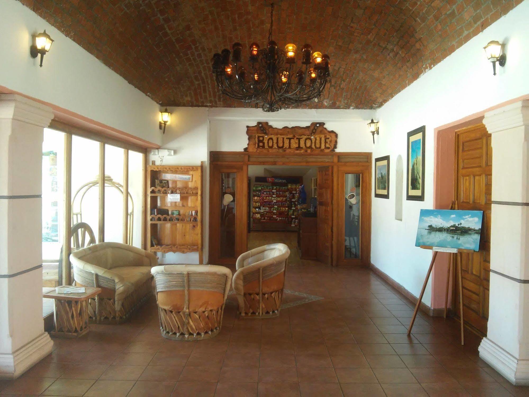 Hotel Mision Catavina Buitenkant foto